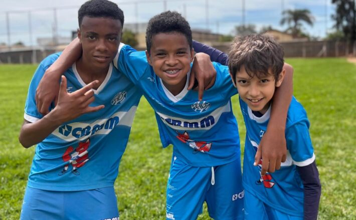 Projeto Lobinho transforma a rotina e o futuro de centenas de crianças e adolescentes em Araxá