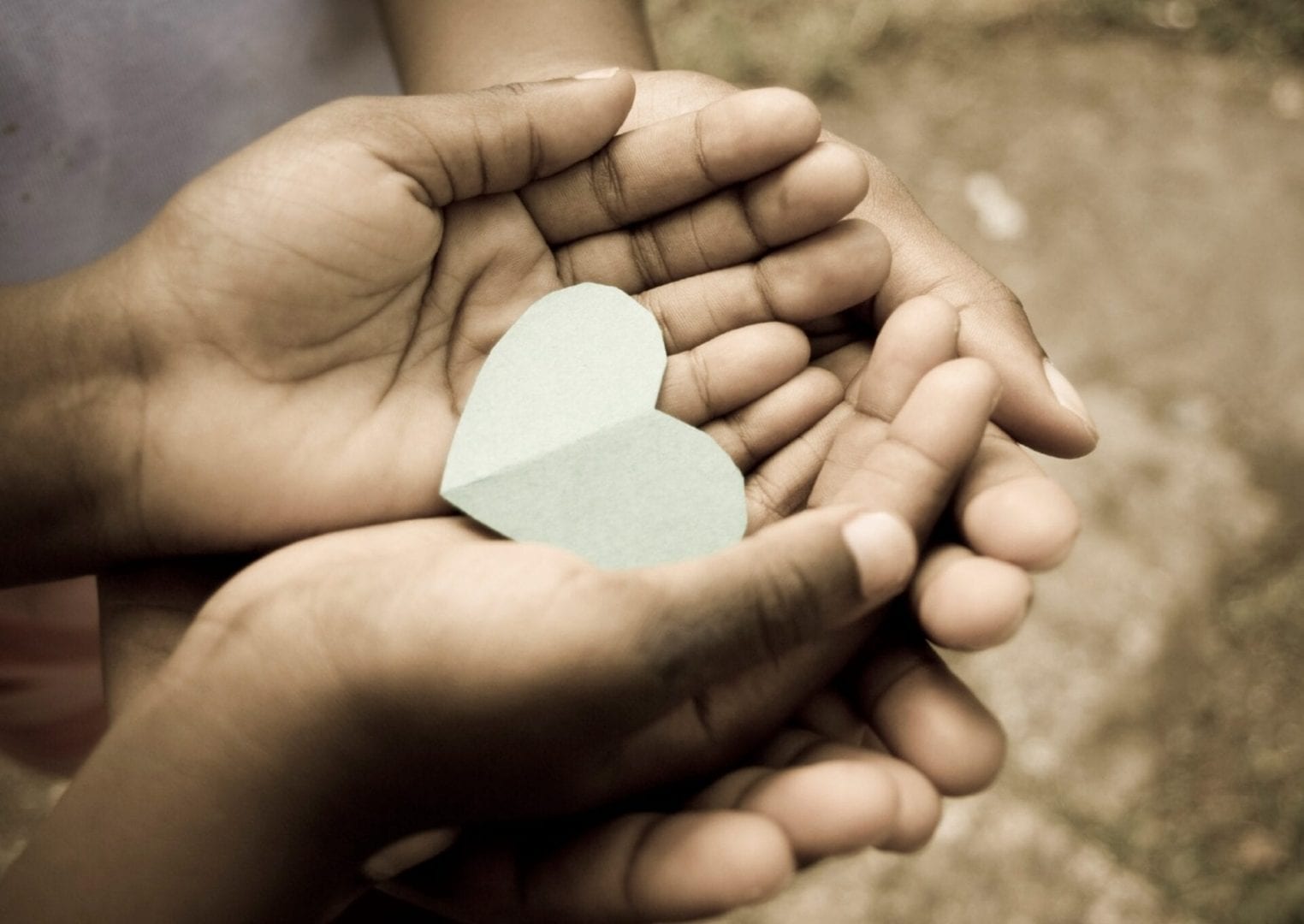 SOLIDARIEDADE: URGENTE! VAMOS AJUDA