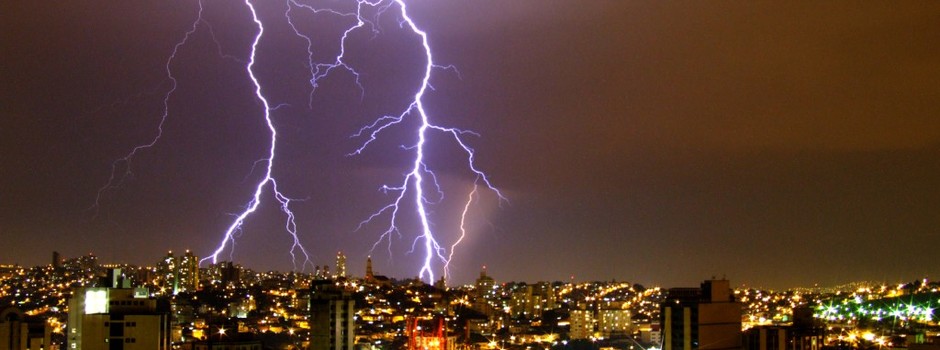 Cemig reforça alertas de segurança para tempestades e aumento de raios durante o período chuvoso