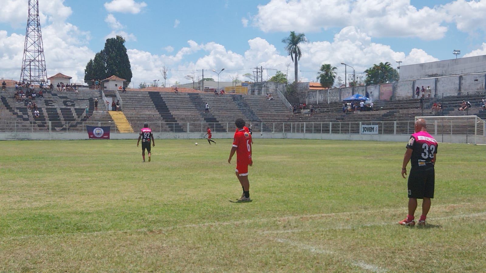 Santa Vitória abre vantagem e vence o primeiro jogo da final do Ruralão 2025