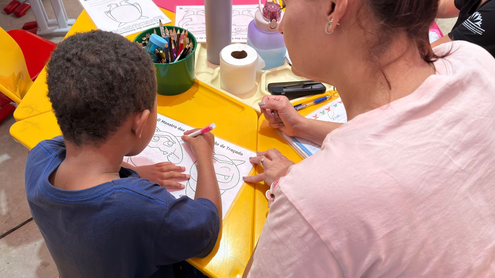 CAEI e CAEIzinho mantêm atendimentos durante férias e beneficiam cerca de 75 alunos por dia