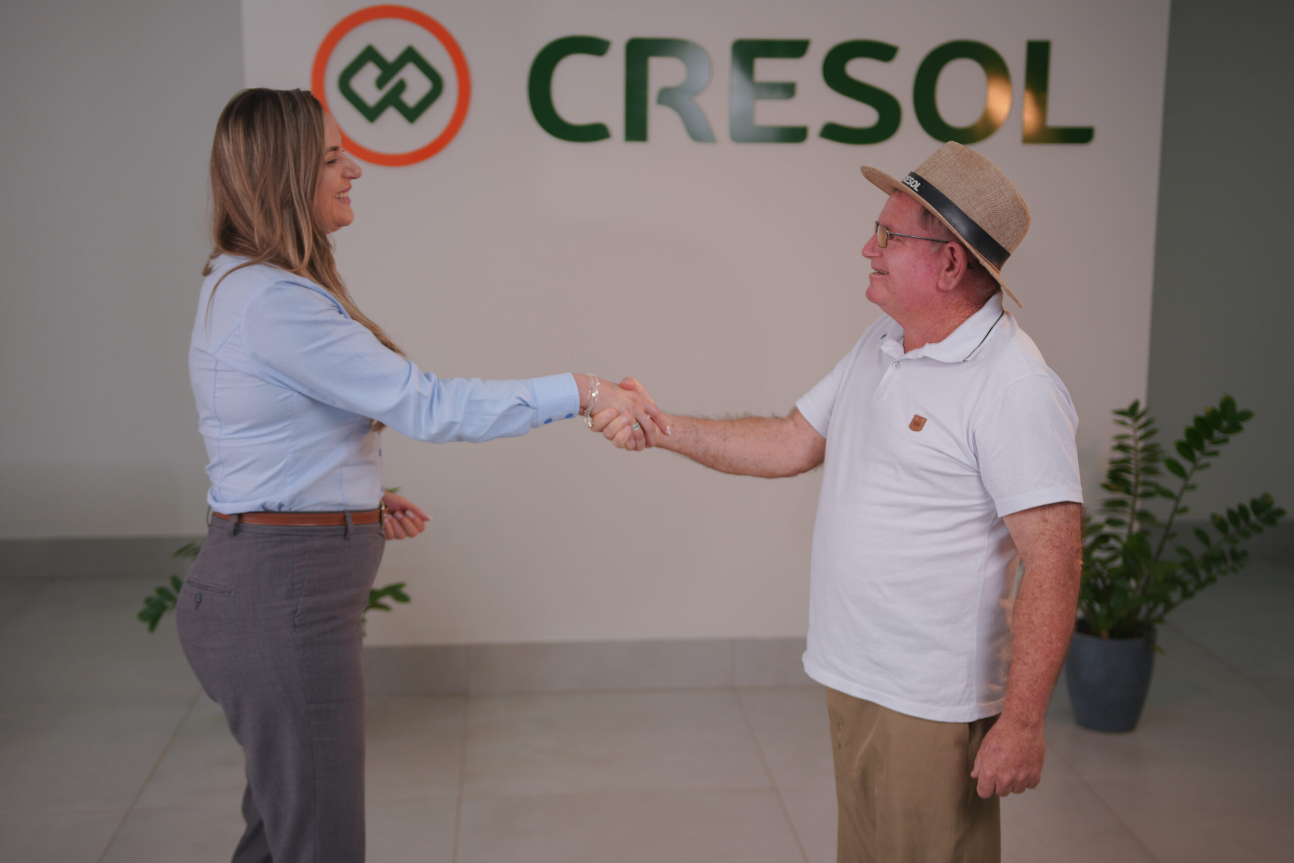 Cresol Vale das Águas PR/MG celebra primeiro ano da agência Guimarânia (MG)