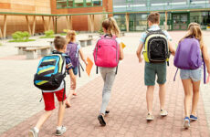 Peso certo, costas saudáveis: especialistas dão dicas para escolher a mochila ideal para as crianças