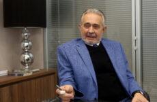 Ações do governo contrariam o discurso oficial