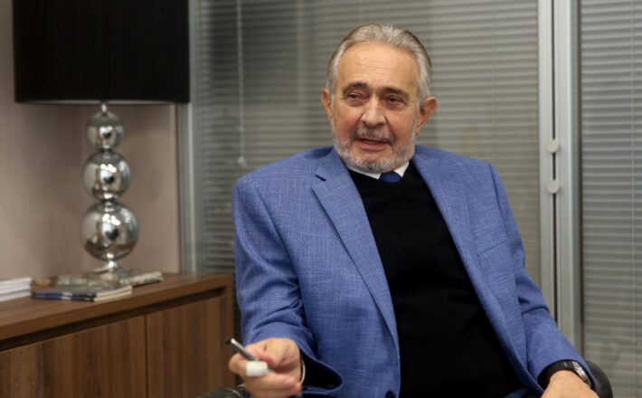 Ações do governo contrariam o discurso oficial