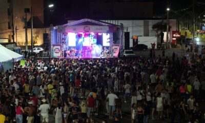 CarnAraxá 2026 terá quatro dias de festa com encontro de blocos e trio elétrico