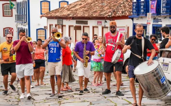 Carnaval da cidade histórica de Diamantina já começou e expectativa é atrair cerca de 40 mil foliões por dia