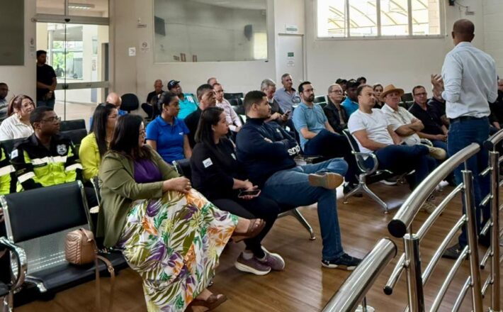 Câmara de Araxá debate fiscalização de aplicativos de mobilidade urbana