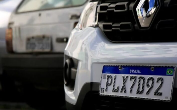 Nova regra do Governo de Minas permite compra de placas veiculares em qualquer cidade do estado