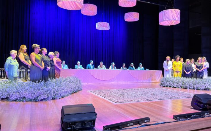 Seis servidoras públicas municipais são homenageadas com a Medalha Leonilda Montandon