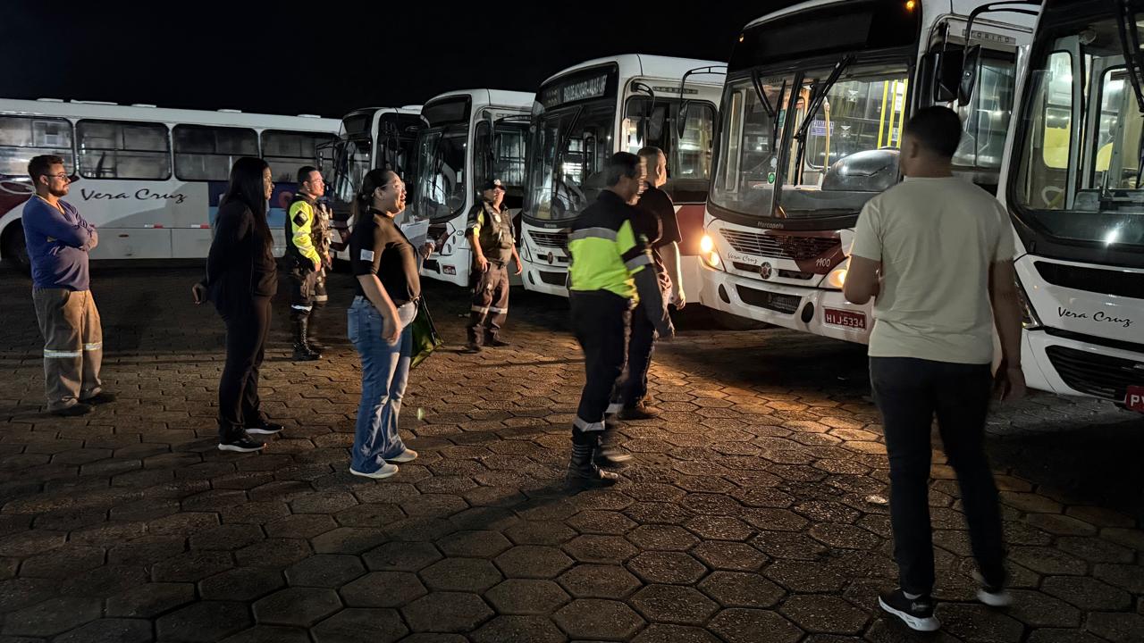 Prefeitura de Araxá realiza vistoria anual dos ônibus do transporte coletivo
