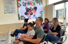 Unidades de saúde de Araxá promovem ações do Abril Azul com foco na conscientização sobre o autismo