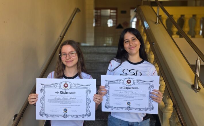 “Uma honra e um momento inesquecível”: alunas do CSD passam a integrar Academia Juvenil de Letras
