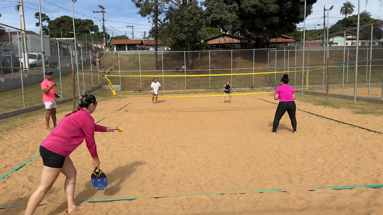 Araxá promove primeira edição do “Beach com Elas” com participação de cerca de 40 mulheres