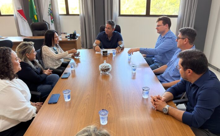 CBMM e Prefeitura de Araxá firmam parceria para ampliar castrações de cães e fortalecer a saúde pública no município
