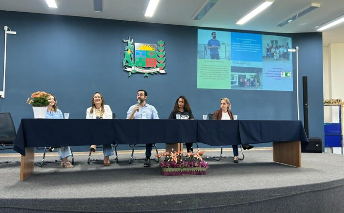 Semana Municipal de Incentivo à Adoção promove reflexão, acolhimento e diálogo sobre diferentes formas de construir uma família