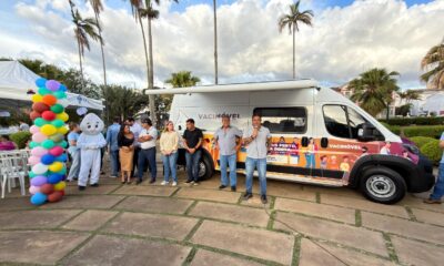 Prefeitura de Araxá inaugura o Vacimóvel para ampliar acesso da população à vacinação