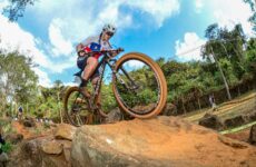 Araxá reúne 1.400 atletas e atrai cerca de 20 mil pessoas durante a Copa Internacional de Mountain Bike