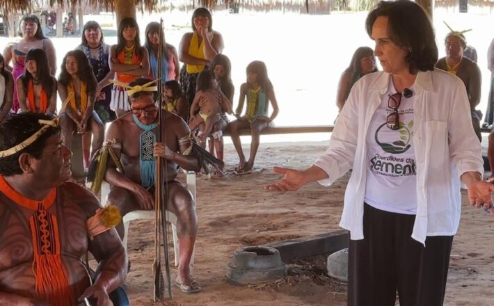 Uma aventura no Xingu. Escritora de Araxá lança livros em aldeia indigena no Mato Grosso