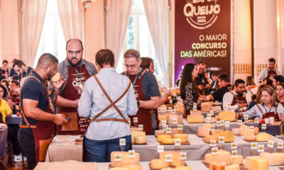 Mais de 8 toneladas de queijo e 19 países: Minas abre a maior vitrine do queijo artesanal nas Américas
