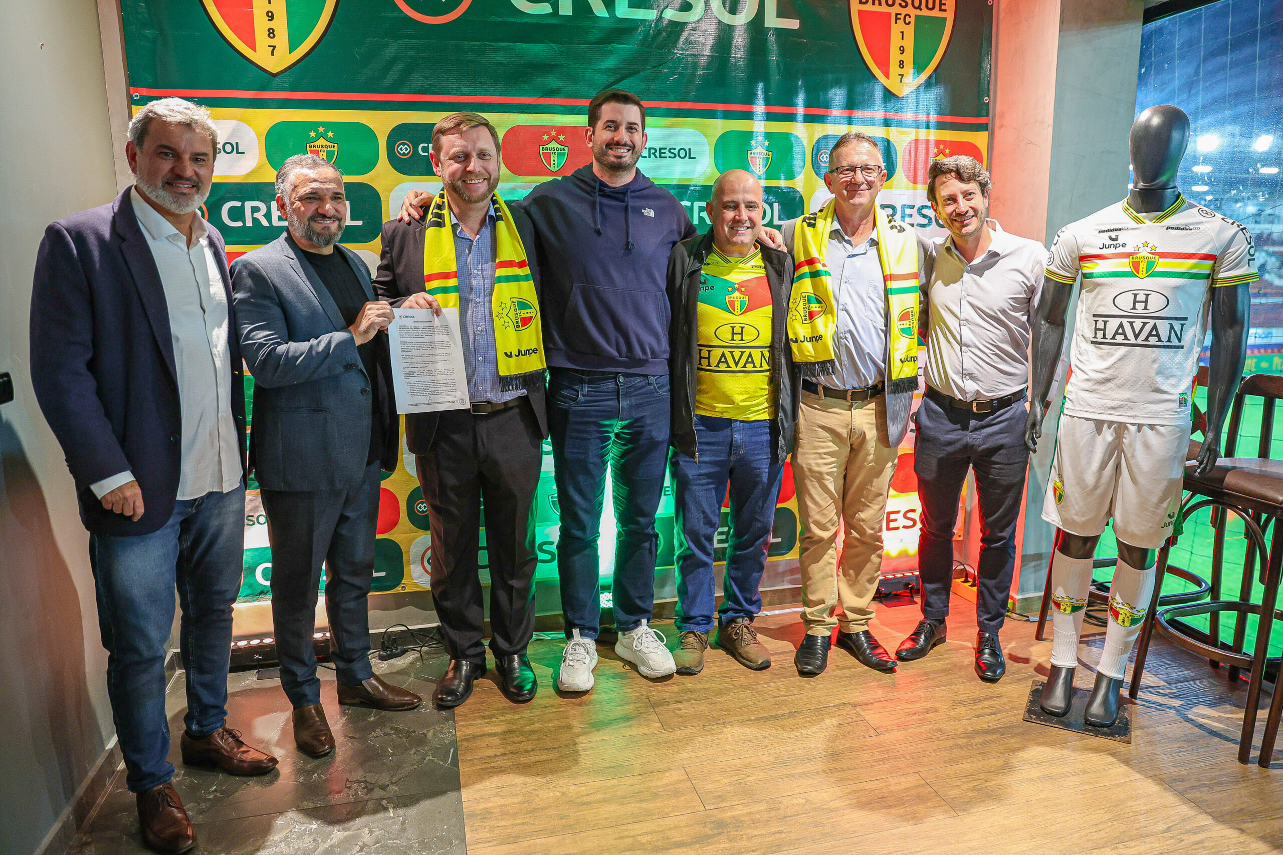 Cresol Vale Europeu oficializa patrocínio ao Brusque FC SAF
