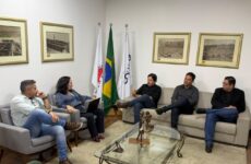 Prefeitura de Araxá discute investimentos e melhorias no saneamento em reunião com a Copasa