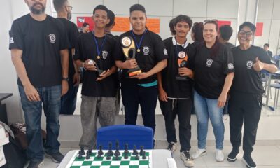 E. E. Rotary realiza torneio de xadrez