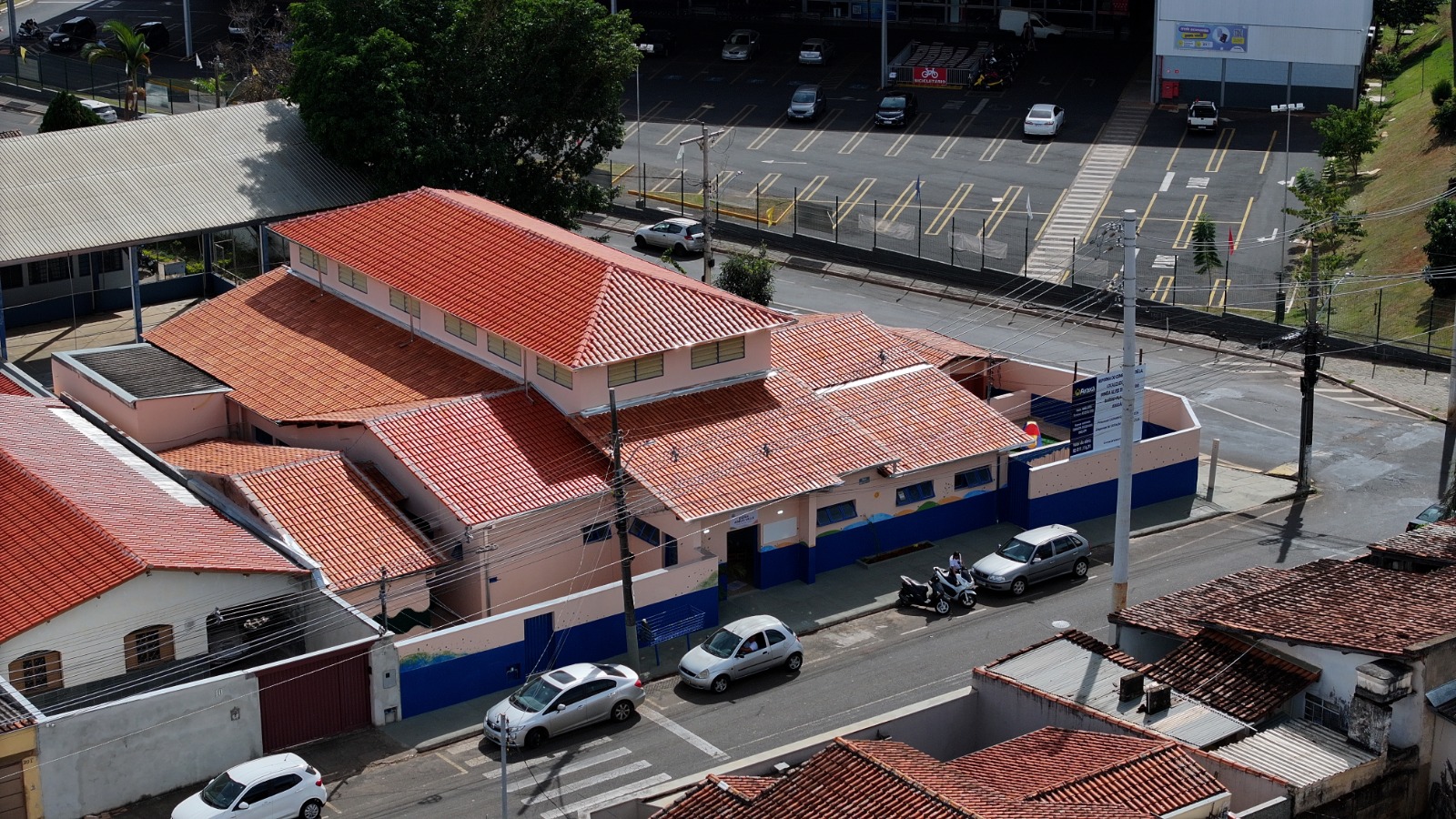 Prefeitura de Araxá reinaugura Cemei Dona Adélia Valle após ampla reforma estrutural