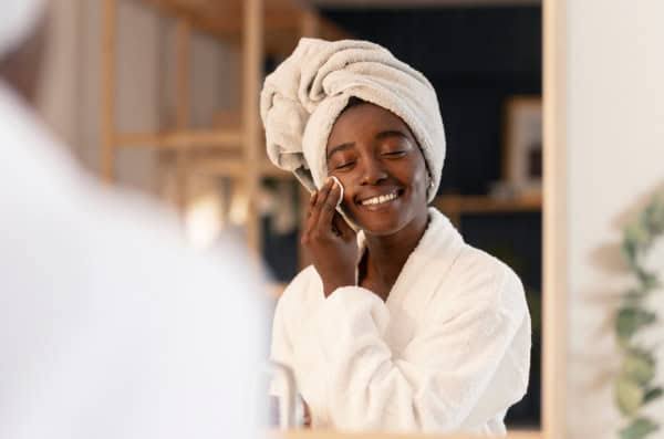 Dermatologista explica como proteger e manter a pele saudável durante inverno