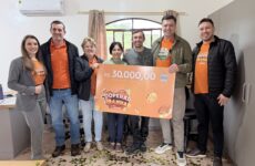 Cooperado da agência de Candói (PR) recebe prêmio de R$ 30 mil da Campanha Cooperar é Ganhar