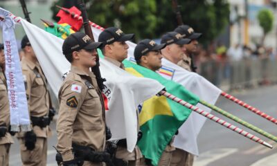 Desfile Cívico-Militar reúne cerca de 15 mil pessoas e encerra Semana da Pátria em Araxá