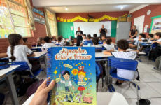 Projeto Escola Mágica capacita educadores e realiza oficinas com alunos da rede municipal de Araxá