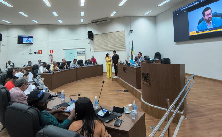 Vereadores aprovam quatro projetos na última reunião de outubro