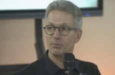 Zema declara apoio a Flávio Bolsonaro no segundo turno e reforça união da direita contra o PT
