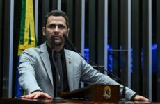 Cleitinho Azevedo é eleito governador de Minas Gerais no primeiro turno e supera 62% dos votos em Araxá